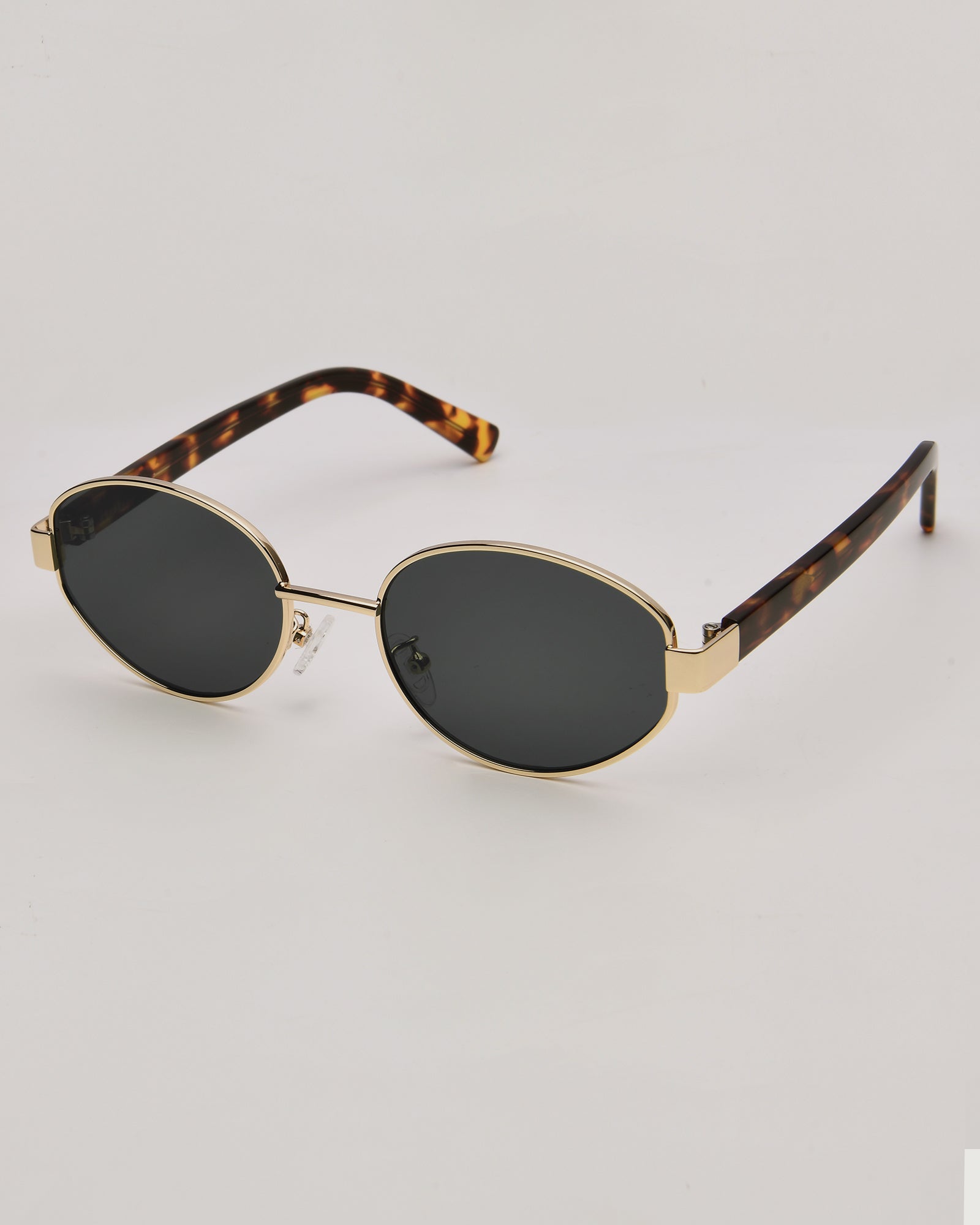 Hatiis Metal Vintage Sunglasses